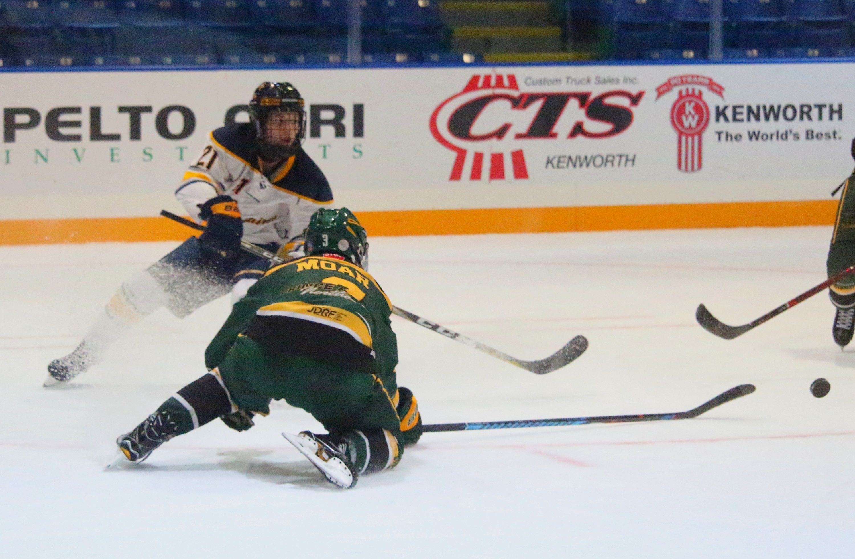 Minulin Headed West, as Broncos Exchange D-Men With Everett ...