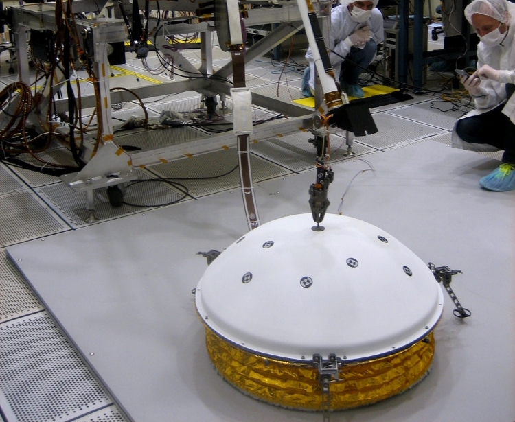 UPDATE: Robot with Chainmail from Swift Lands on Mars ...